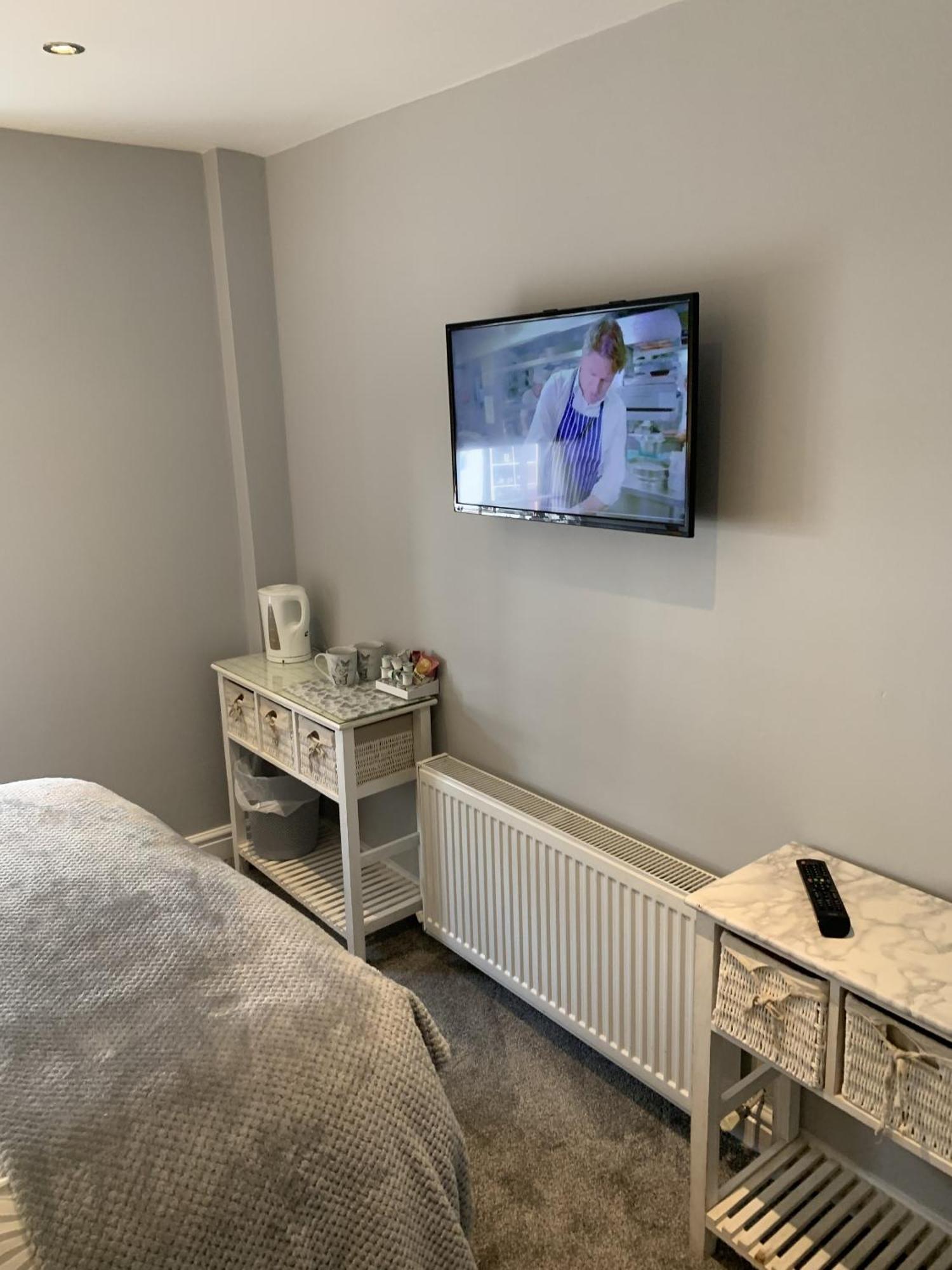 Blackbull With Rooms Lower Cumbernauld Phòng bức ảnh